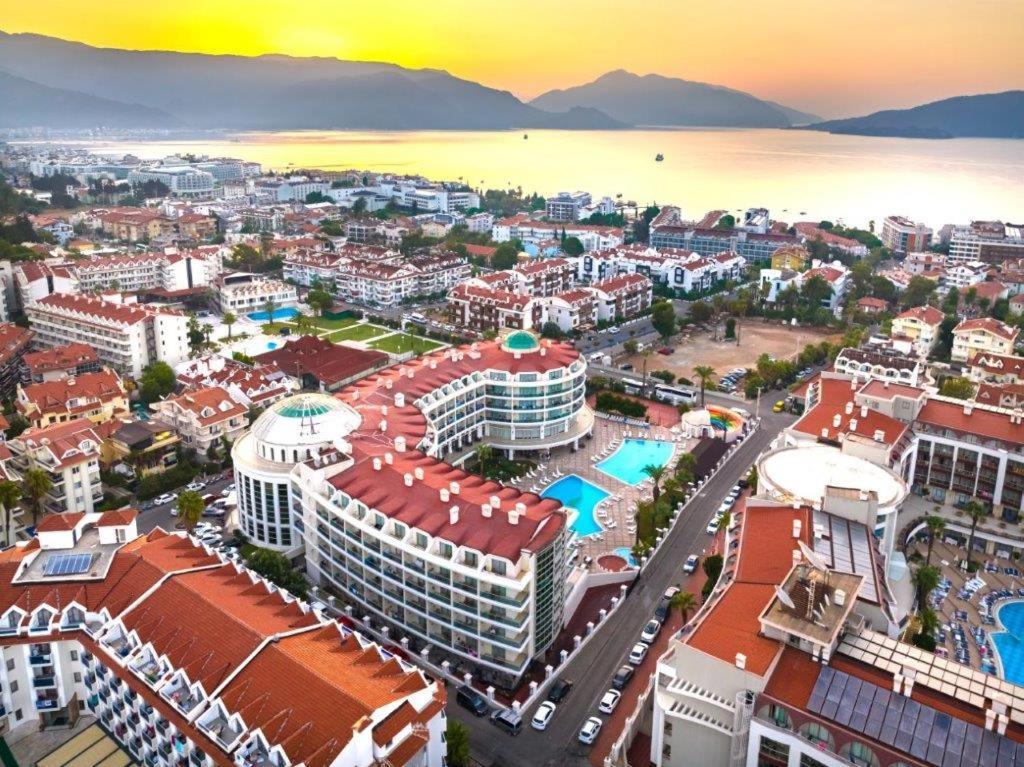Pineta Park Deluxe Hotel Marmaris Exterior photo